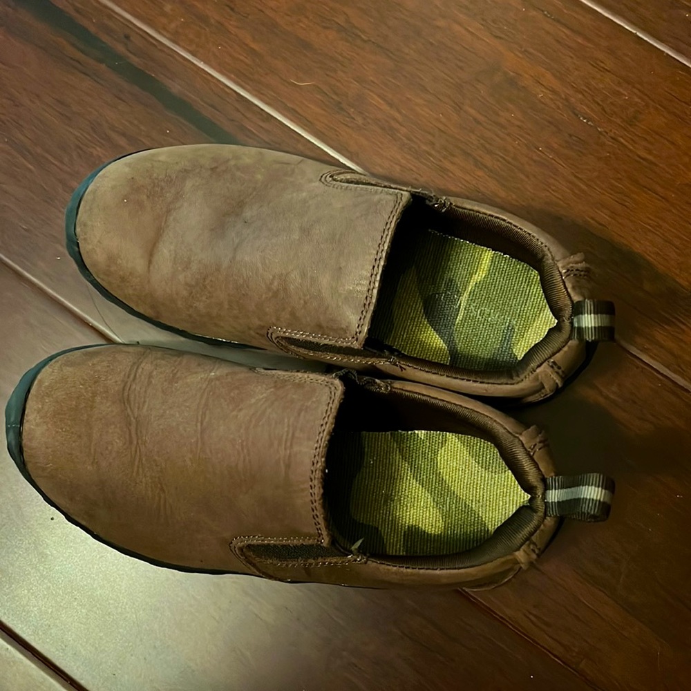 Nordstrom boy causal shoes